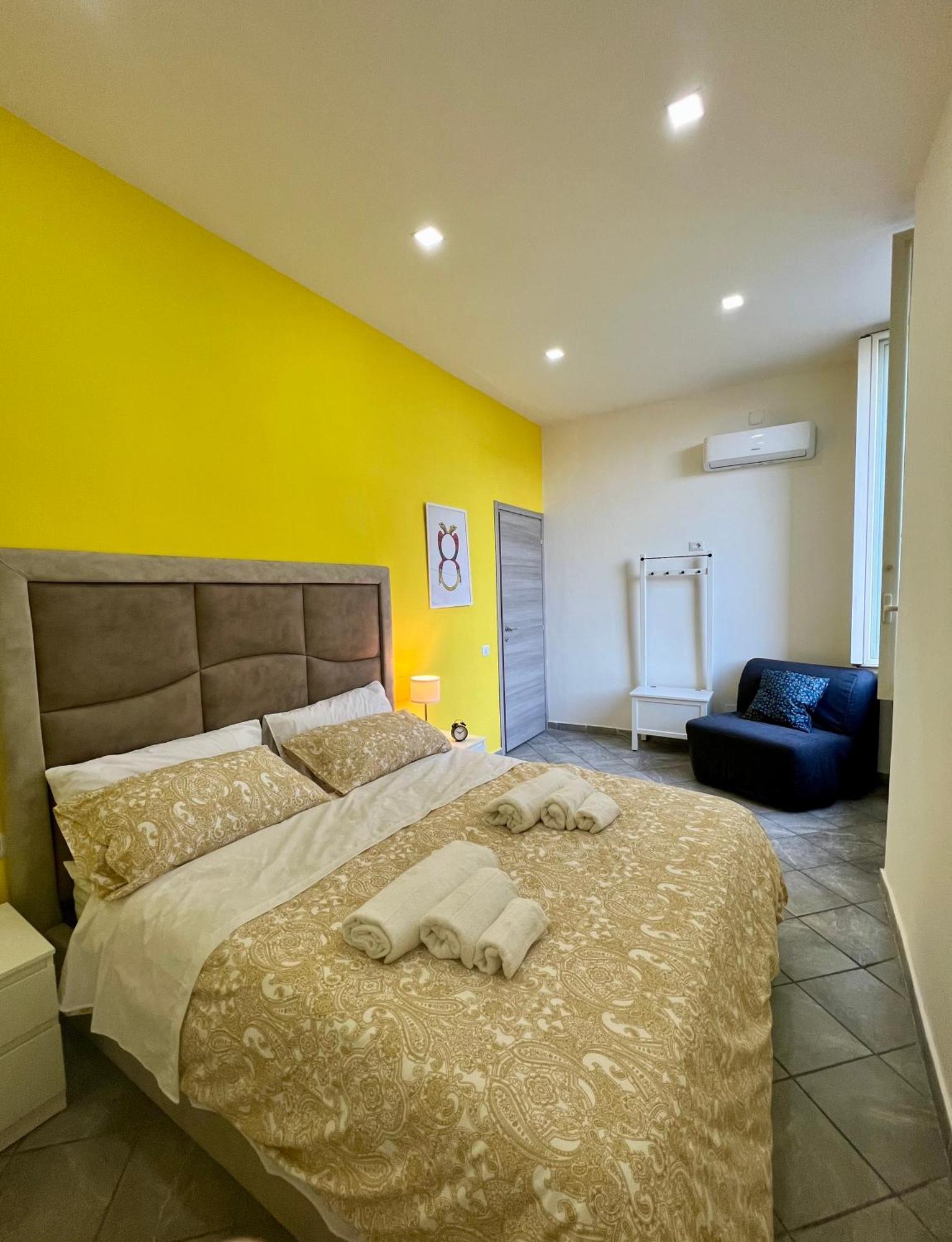 7 Bello House Неаполь Экстерьер фото