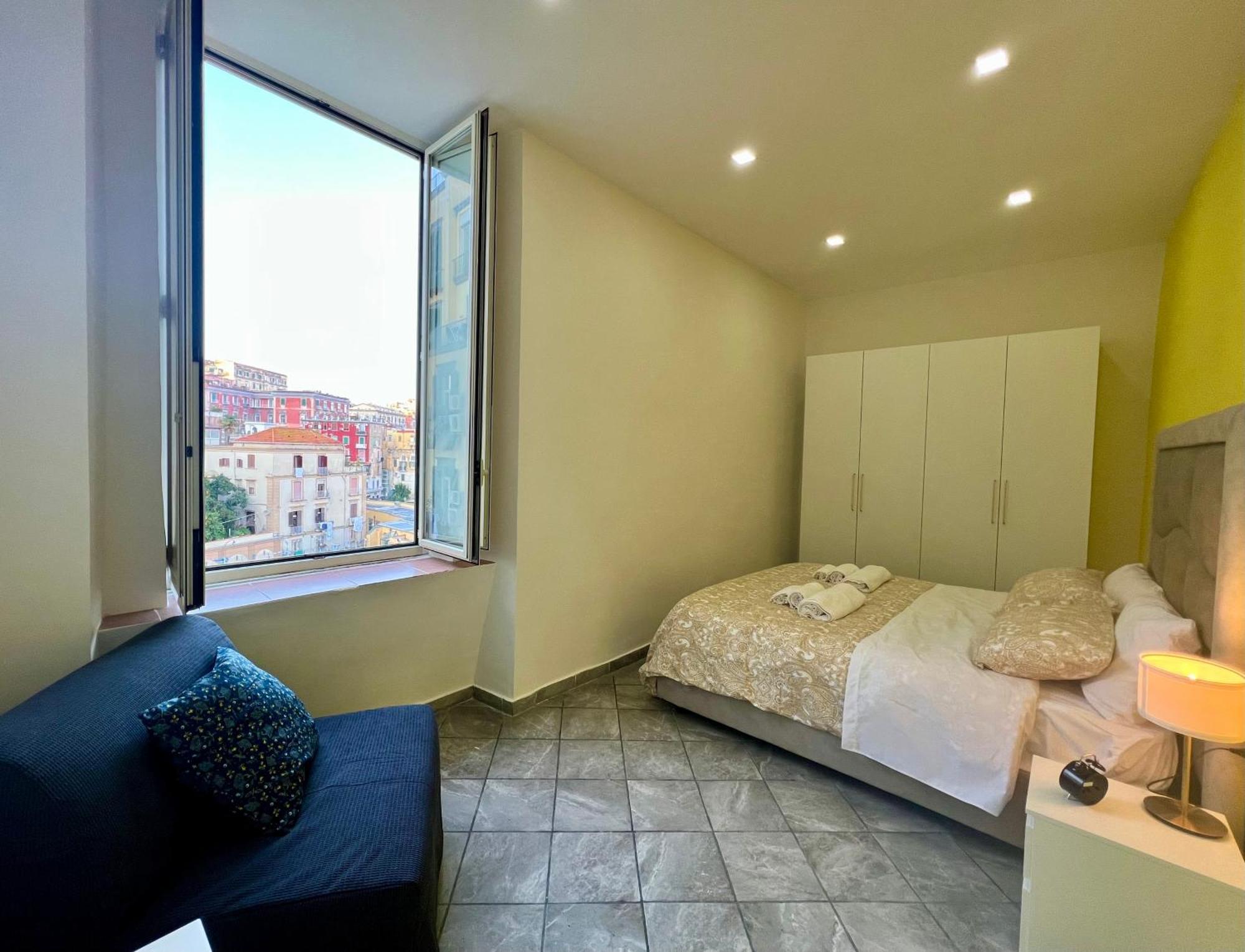 7 Bello House Неаполь Экстерьер фото